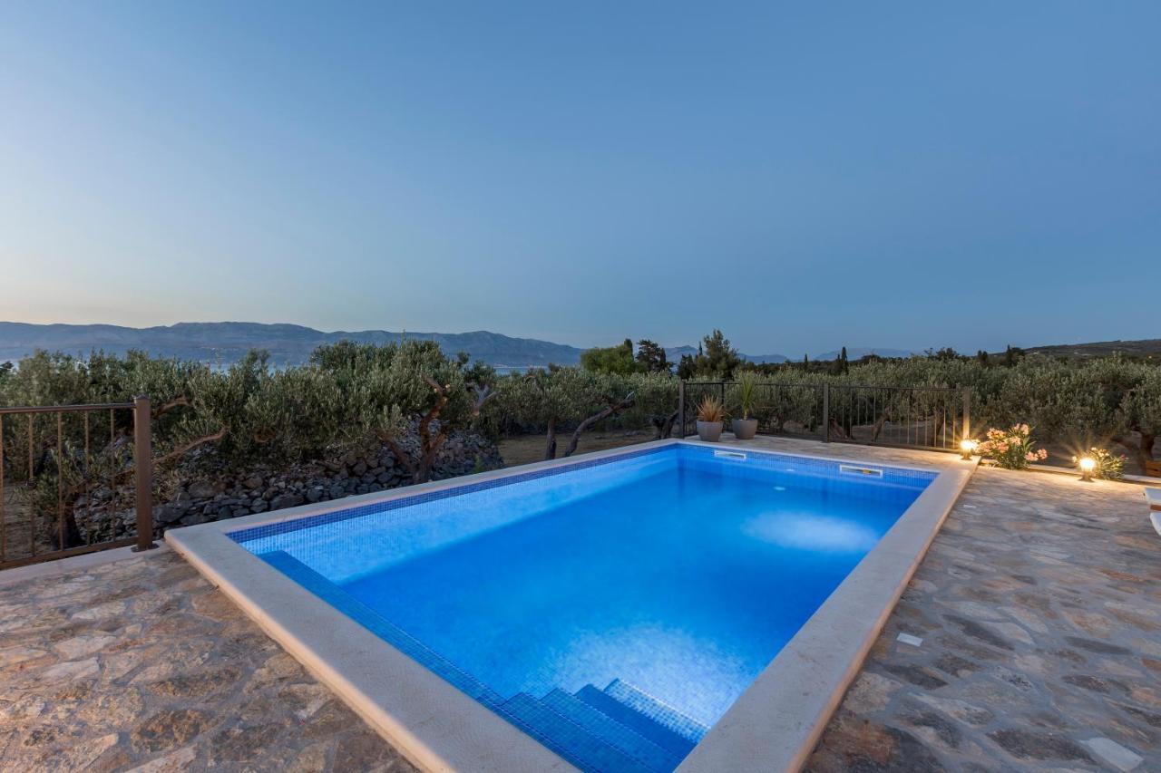 Island Getaway - Heritage House Mirce Exterior foto