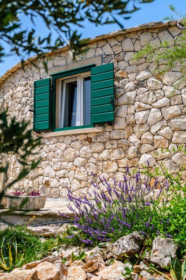 Island Getaway - Heritage House Mirce Exterior foto