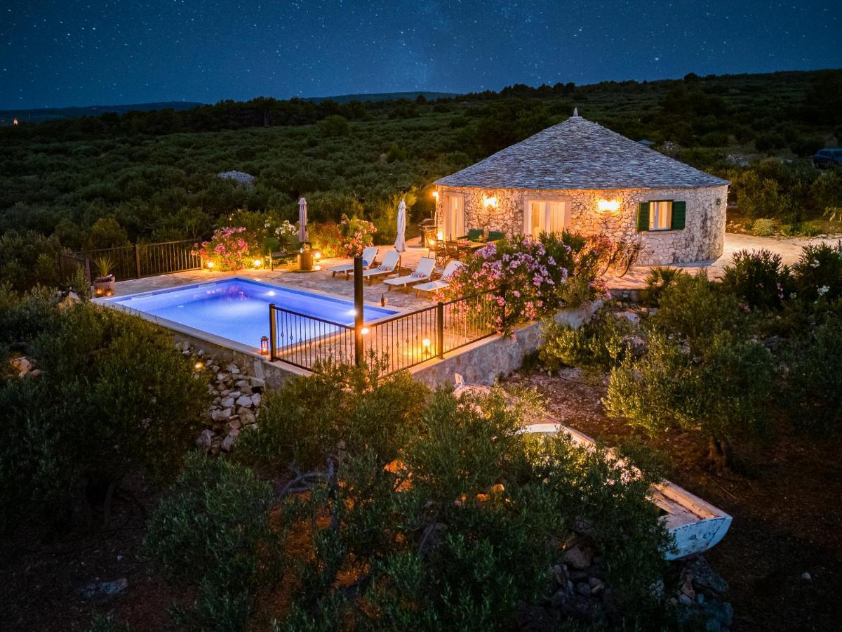 Island Getaway - Heritage House Mirce Exterior foto